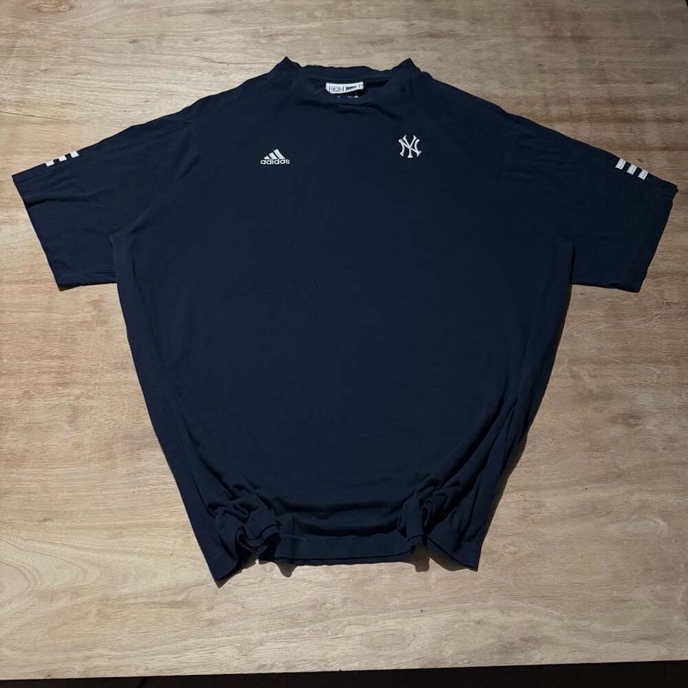 Vintage Adidas New York Yankees MLB Navy Blue T-Shirt Men's Size XL